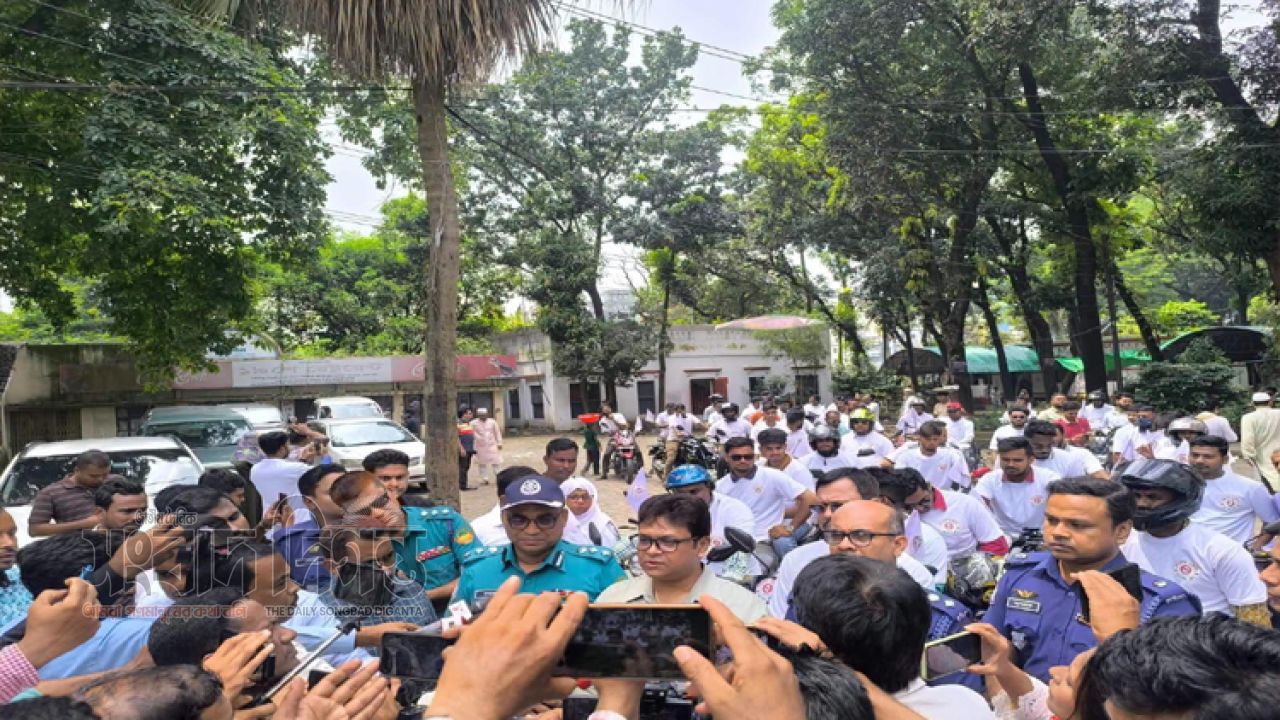 গাজীপুরে ‘নো হর্ন’ সচেতনতামূলক র‍্যালি ও গুরুত্বপূর্ণ সভা অনুষ্ঠিত 
