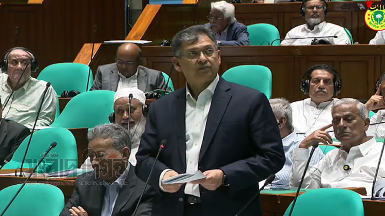 আইনশৃঙ্খলায় দৃশ্যমান অগ্রগতি হয়েছে: সংসদে স্বরাষ্ট্রমন্ত্রী