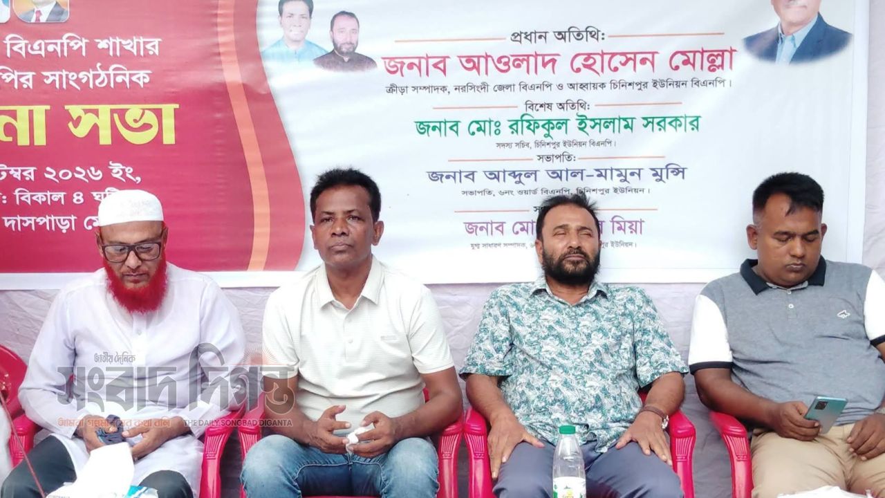 জনদুর্ভোগ সমাধানে মাঠে আওলাদ হোসেন মোল্লা