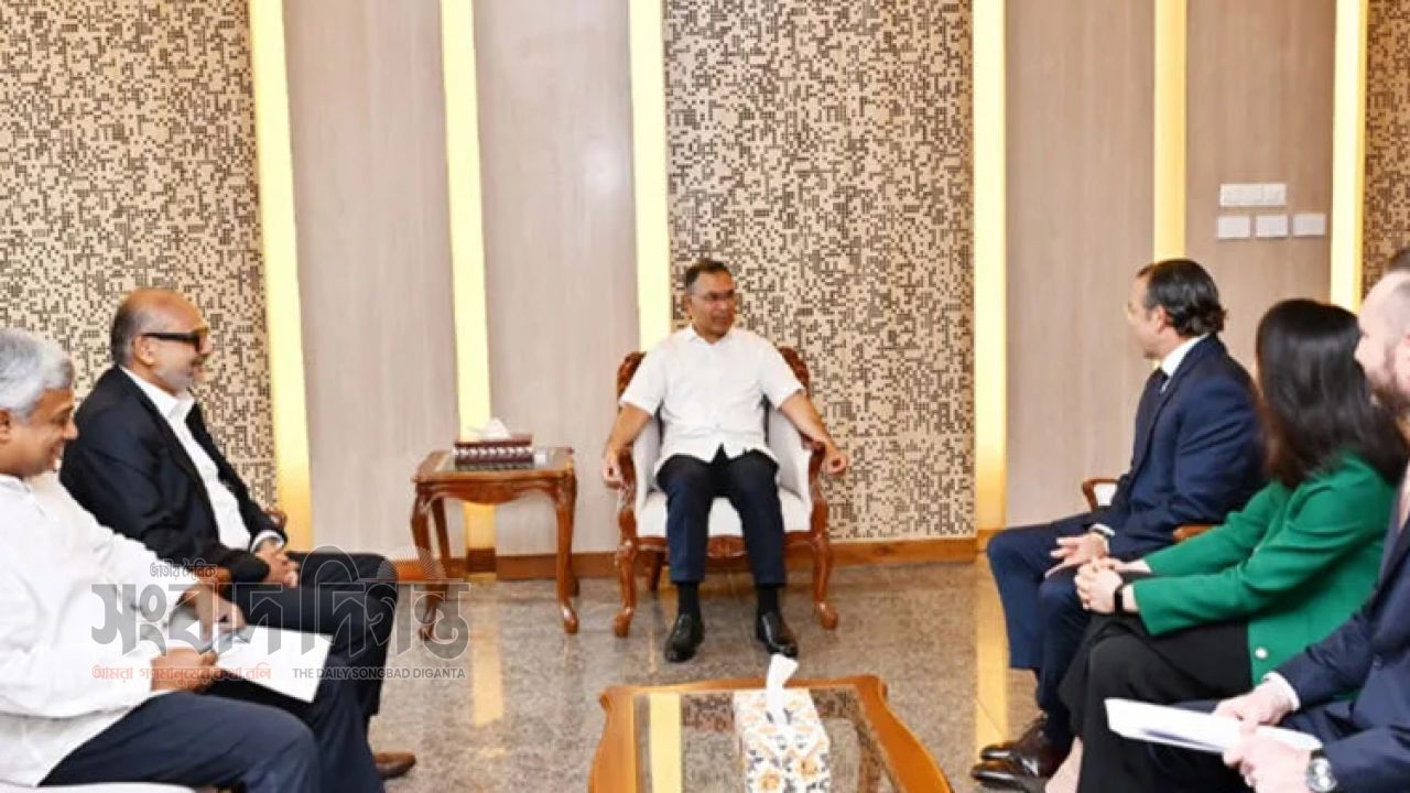 প্রধানমন্ত্রী তারেক রহমানের সঙ্গে শেভরনের উচ্চপর্যায়ের প্রতিনিধিদলের সাক্ষাৎ