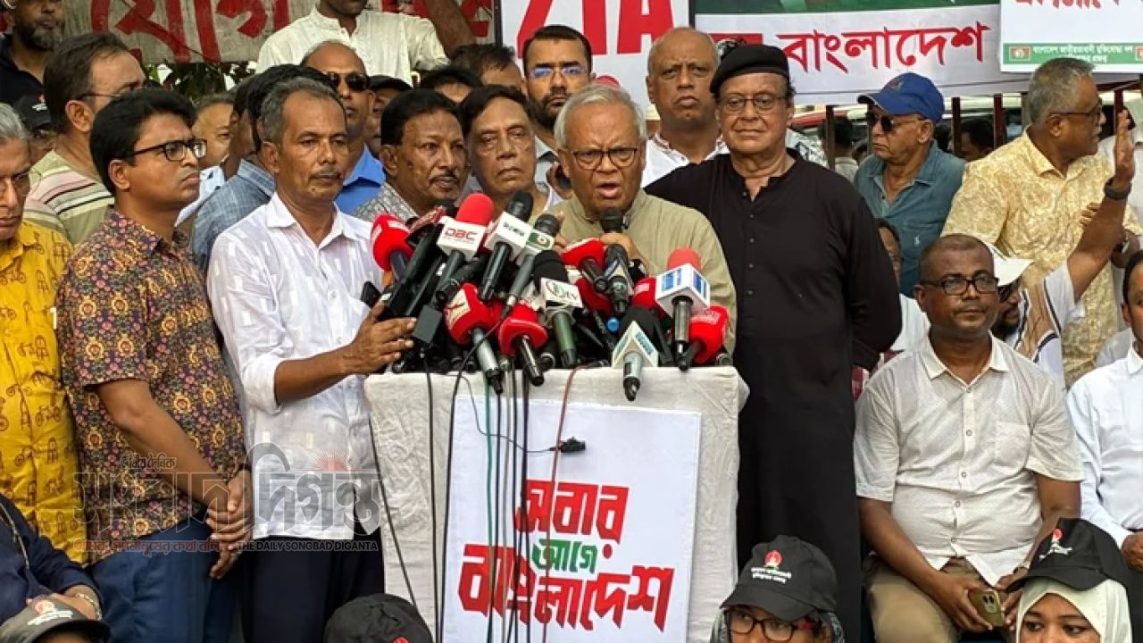ভারত বাংলাদেশের বিরুদ্ধে চক্রান্ত করছে: রিজভী 