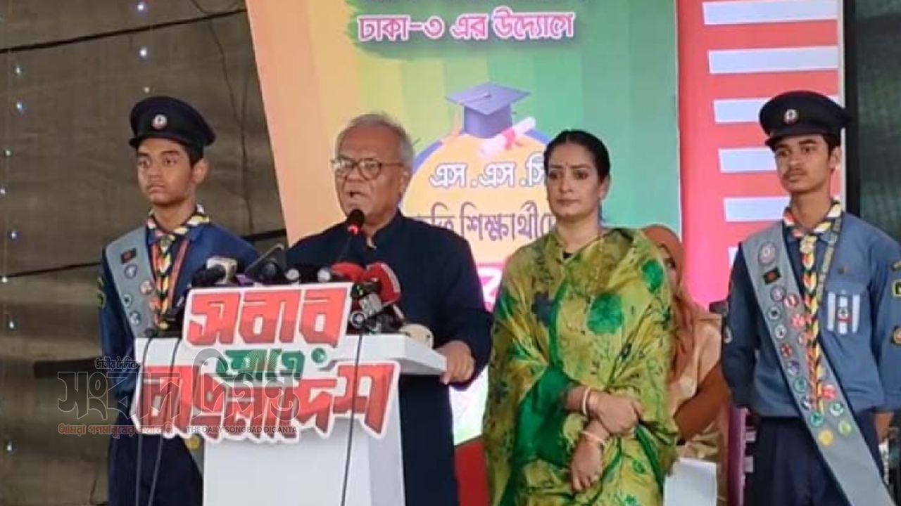 নারীর শিক্ষার সুযোগ বাড়াতে বিএনপি উদ্যোগ নিয়েছে রিজভী 