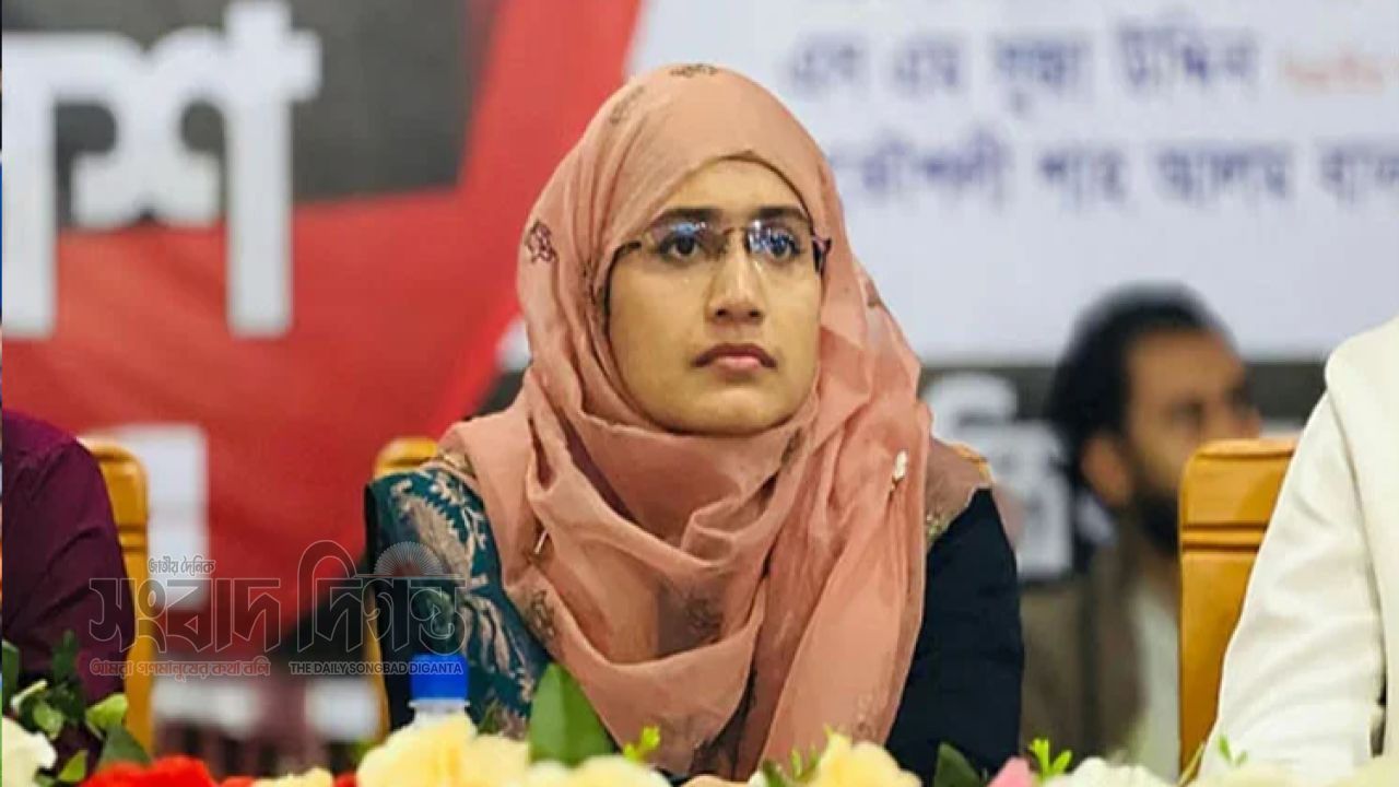 স্বামীর অসুস্থতার কথা জানিয়ে দোয়া চাইলেন সামান্থা শারমিন 