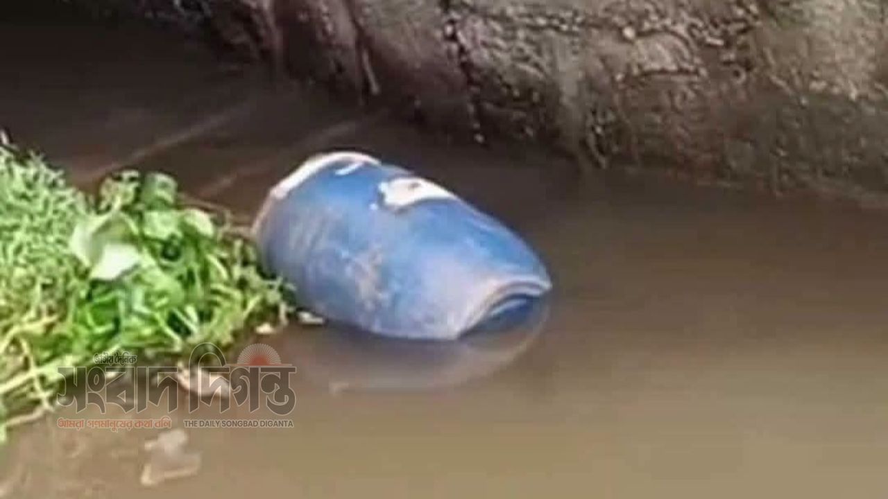 ‎ময়মনসিংহে ড্রামের ভেতর অজ্ঞাত ব্যক্তির মরদেহ উদ্ধার  ‎ 