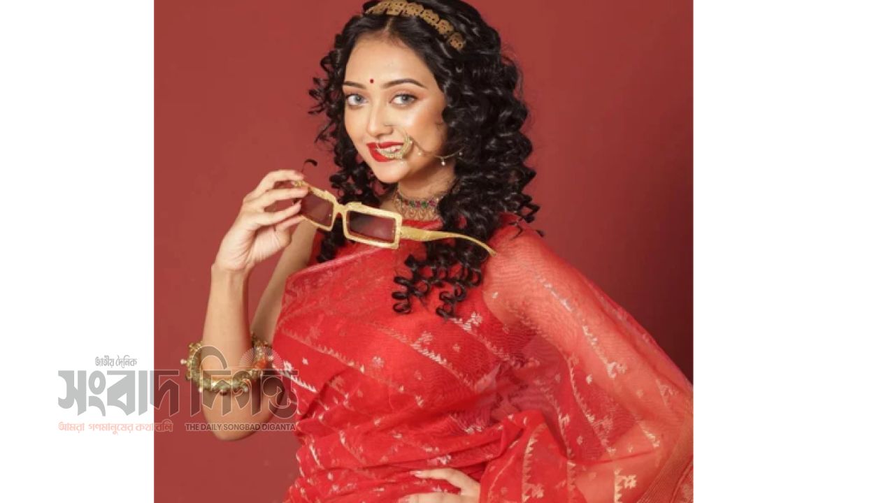 নীল জলে অবকাশে পারশা