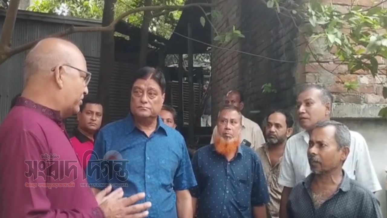 গাজীপুরে নিজের জমির ওপর দিয়ে রাস্তা না দেওয়ায় বাবুল চেয়ারম্যানের বিরুদ্ধে অপপ্রচারের অভিযোগ