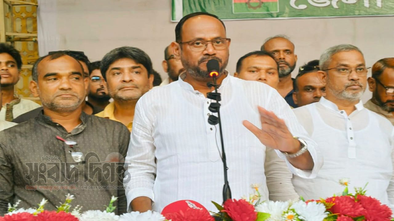 জনগণকে সঙ্গে নিয়ে ষড়যন্ত্রকারীদের দাঁতভাঙা জবাব দেওয়া হবে:  প্রতিমন্ত্রী টুকু