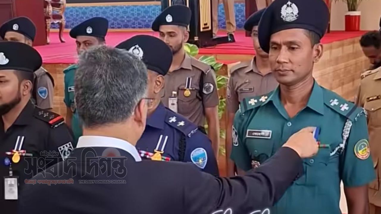বরিশালের গৌরব এসআই মেহেদি হাসান পেলেন ‘রাষ্ট্রপতি পুলিশ পদক’ (পিপিএম-সেবা)