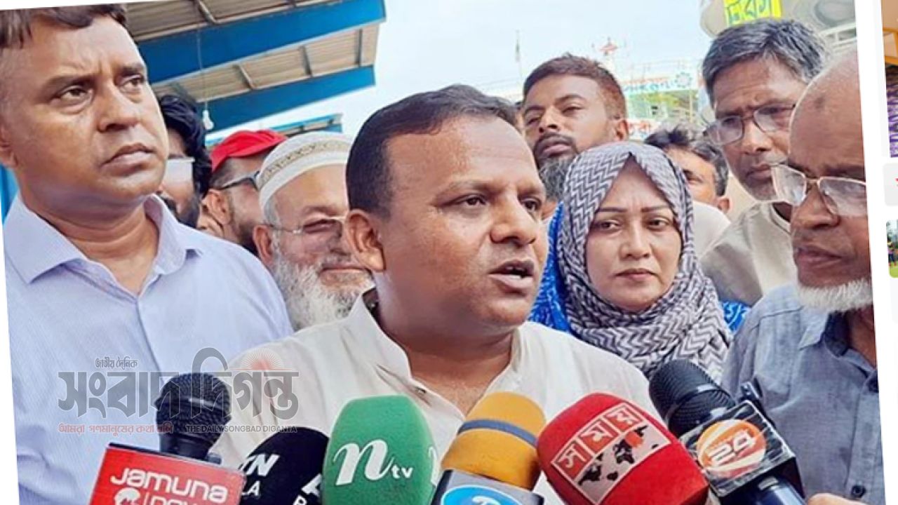 বন্দরকে রাজনৈতিক বলয়মুক্ত করার ঘোষণা নৌপরিবহন প্রতিমন্ত্রীর 