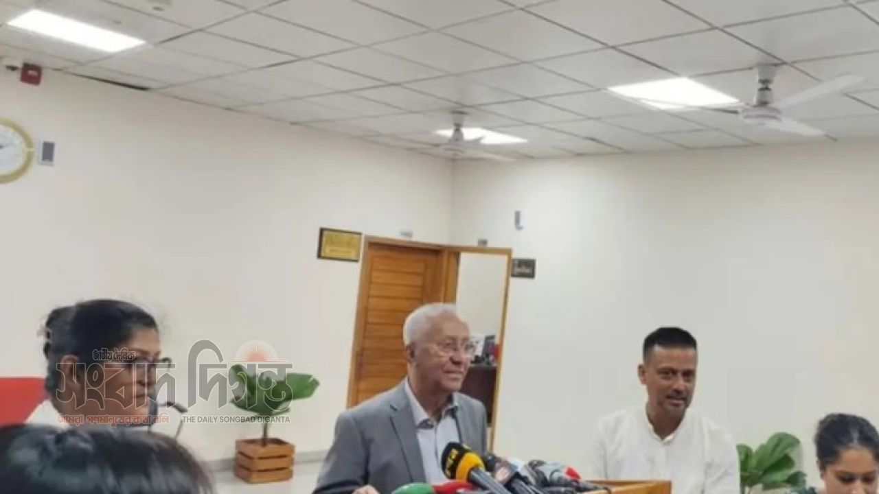জানুয়ারি-জুনে ইউপি নির্বাচন, প্রস্তুতি পর্যালোচনা করছে ইসি 