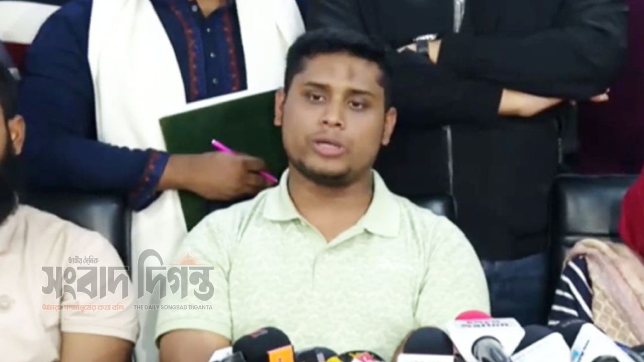 সংবিধান সংশোধন কমিটিকে ‘আমরা-মামুরা’ বললেন হাসনাত 