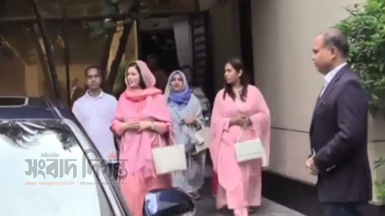 লন্ডনের উদ্দেশে ঢাকা ছাড়লেন ডা. জুবাইদা রহমান