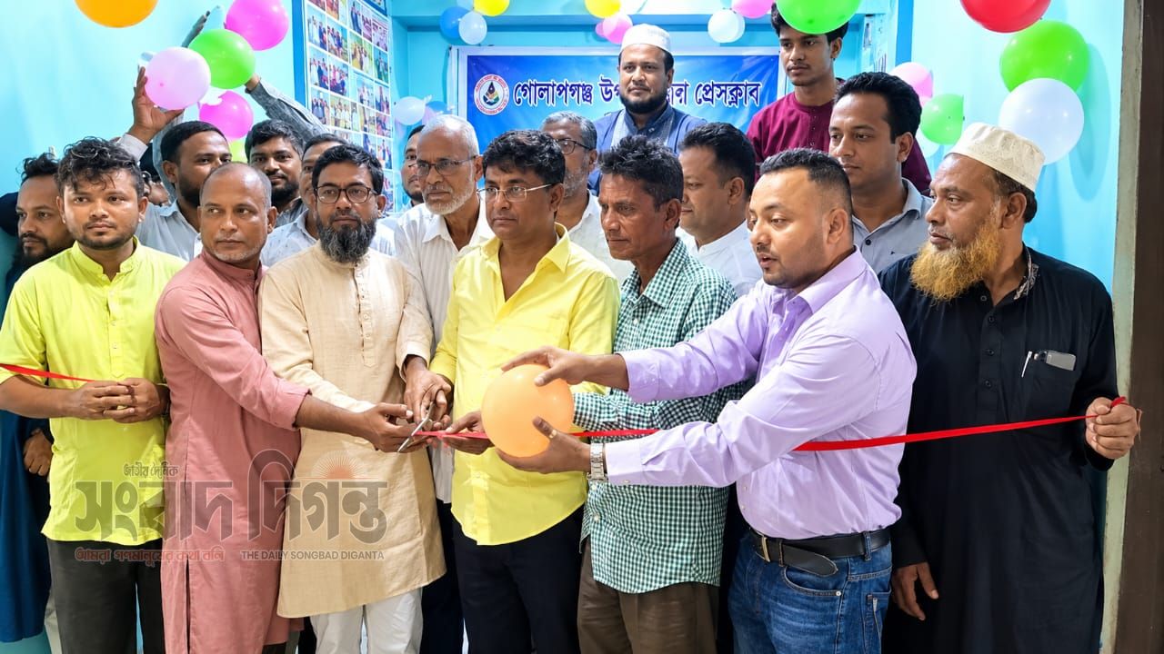 উৎসব মূখর পরিবেশে গোলাপগঞ্জ উপজেলা প্রেসক্লাবের কার্যালয় উদ্বোধন  