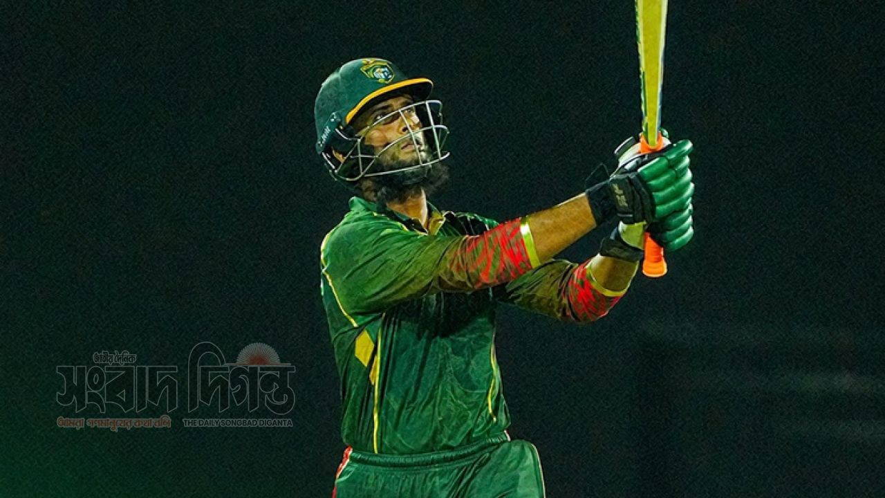 মাহমুদউল্লাহর ৭৩ রানের লড়াইও বাঁচাতে পারল না বাংলাদেশ