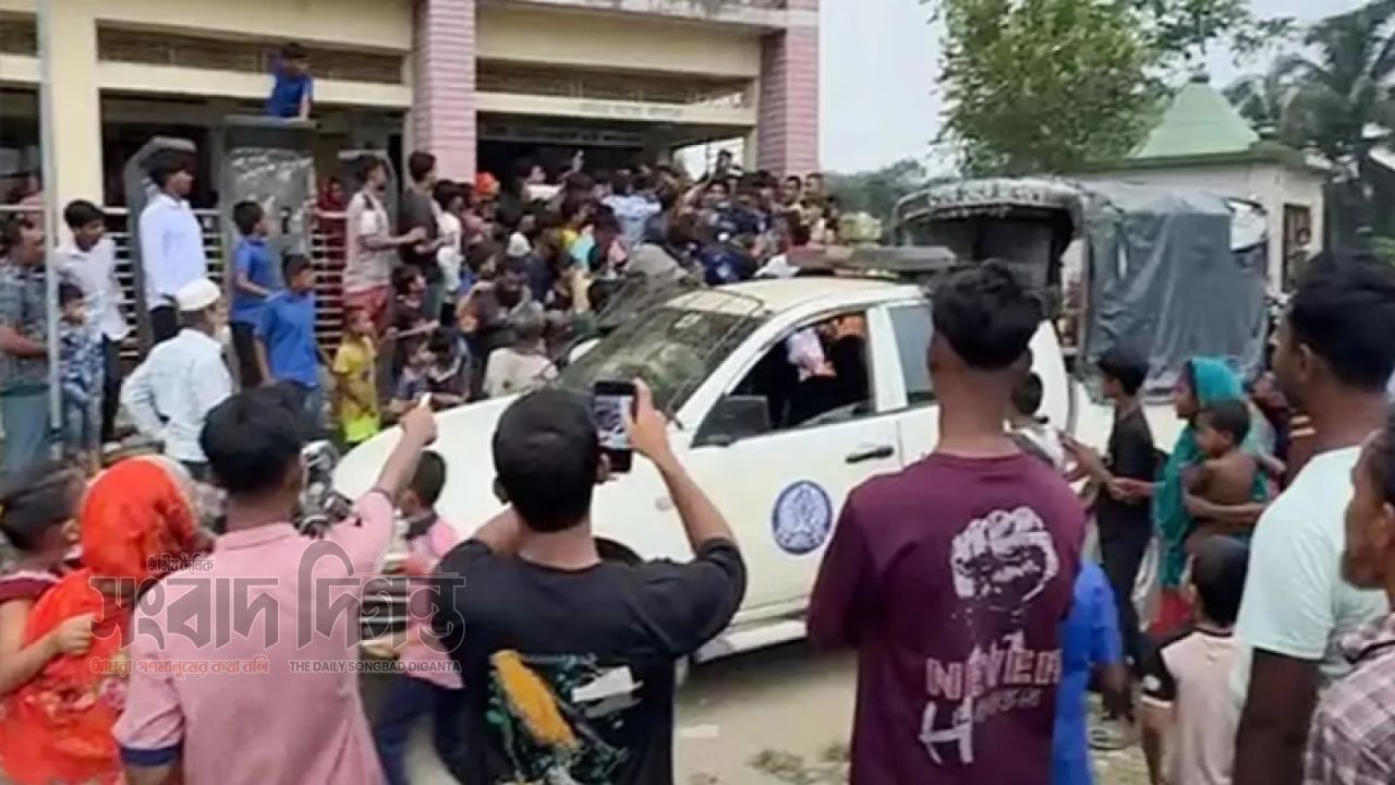 তৃতীয় শ্রেণির ছাত্রীকে অটোরিকশায় তুলে নেওয়ার চেষ্টা নারী আটক 