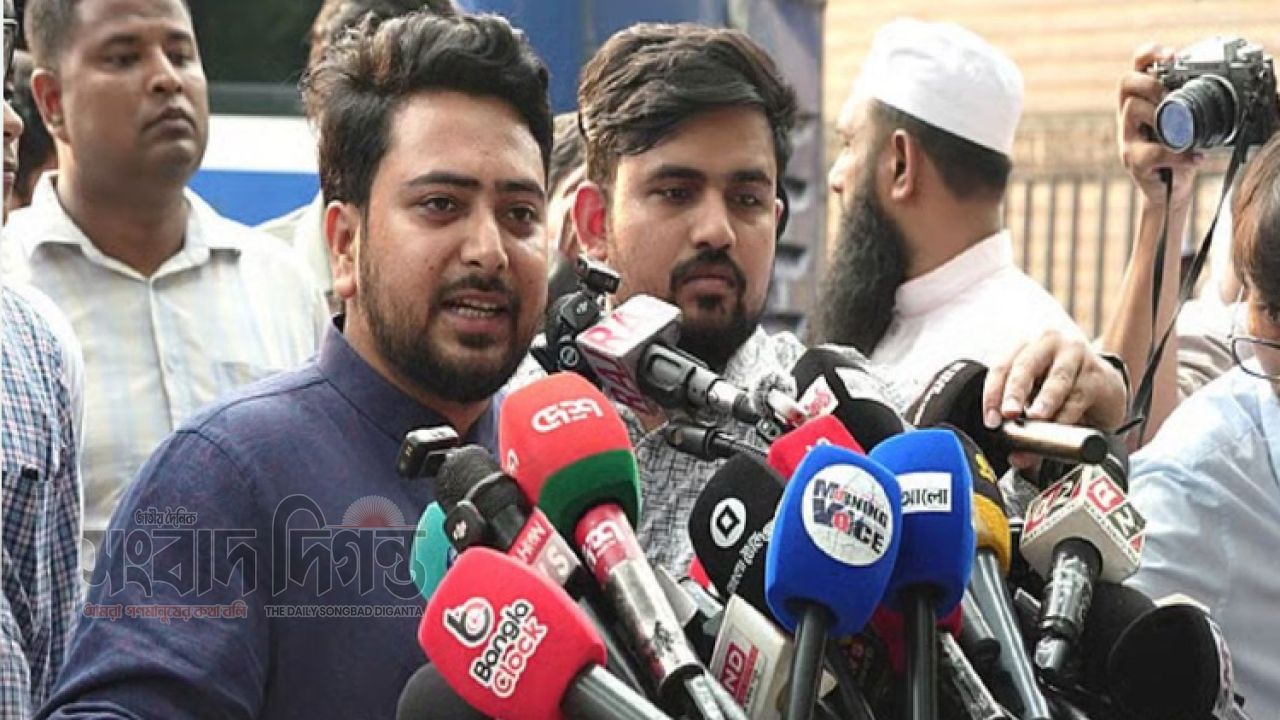 ভারতের সঙ্গে বৈরিতা নয় স্বার্থের সুরক্ষা চান নাহিদ ইসলাম 