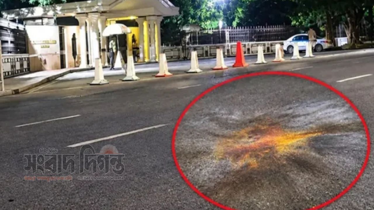 তেজগাঁওয়ে প্রধানমন্ত্রীর কার্যালয়ের সামনে ককটেল বিস্ফোরণ, আটক ৩