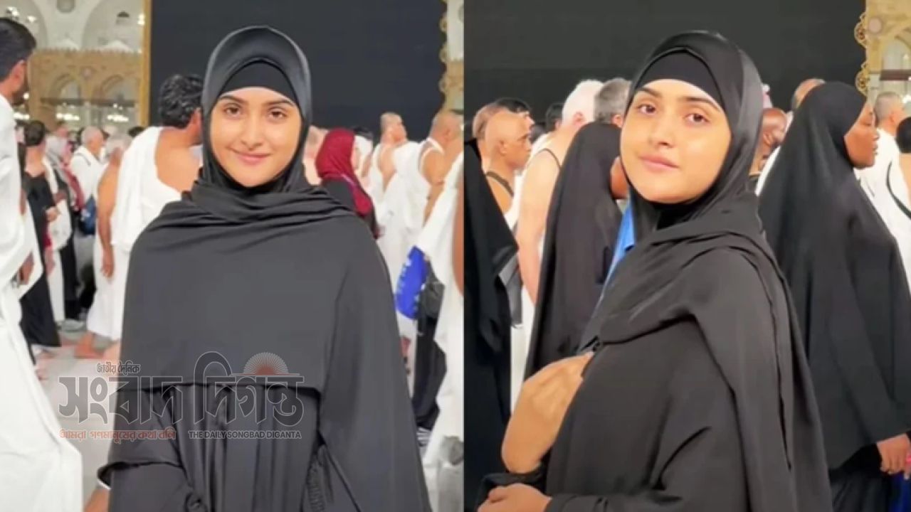 মক্কায় ওমরাহ পালন করলেন অভিনেত্রী কেয়া পায়েল