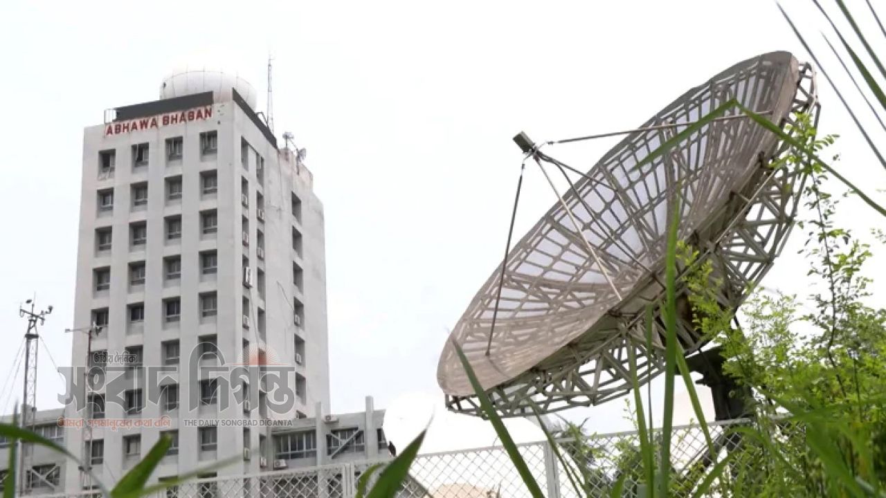 দুপুর পর্যন্ত ঢাকায় বৃষ্টির আভাস নেই, রাতে বাড়তে পারে তাপমাত্রা 