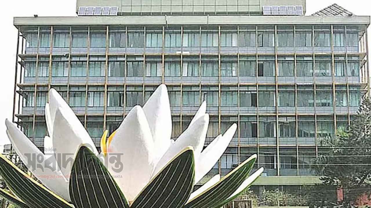 এক বছরে বিদেশি ব্যাংকের আমানত ও মুনাফায় পতন