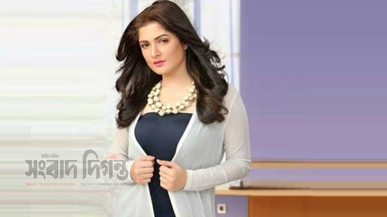 অভিজ্ঞতা ভাগ করলেন শ্রাবন্তী