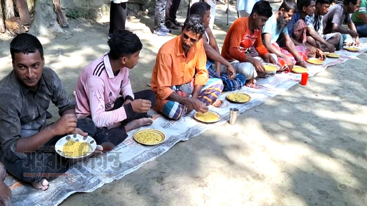 সন্তোষের মুসাফিরখানায় বিনামূল্যে থাকা-খাওয়ার ব্যবস্থা চলছে প্রায় ৮০ বছর!