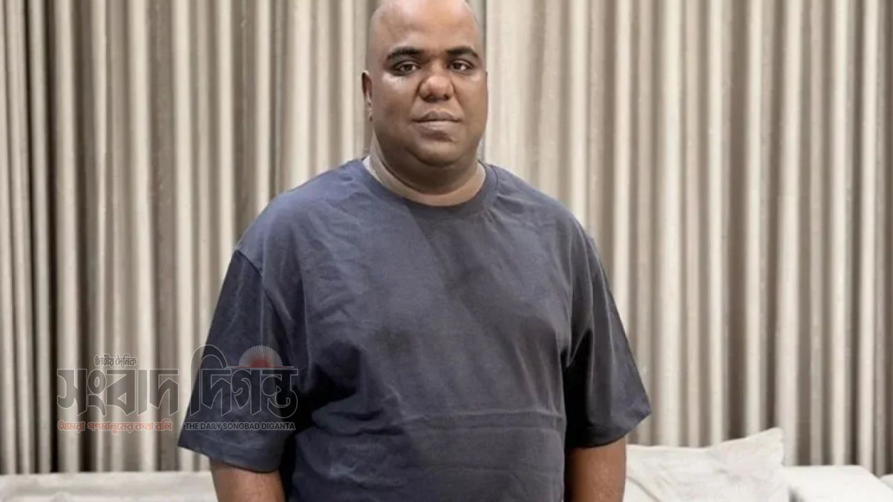 নাজমুল আলমের বিরুদ্ধে মামলা করবে দুদক