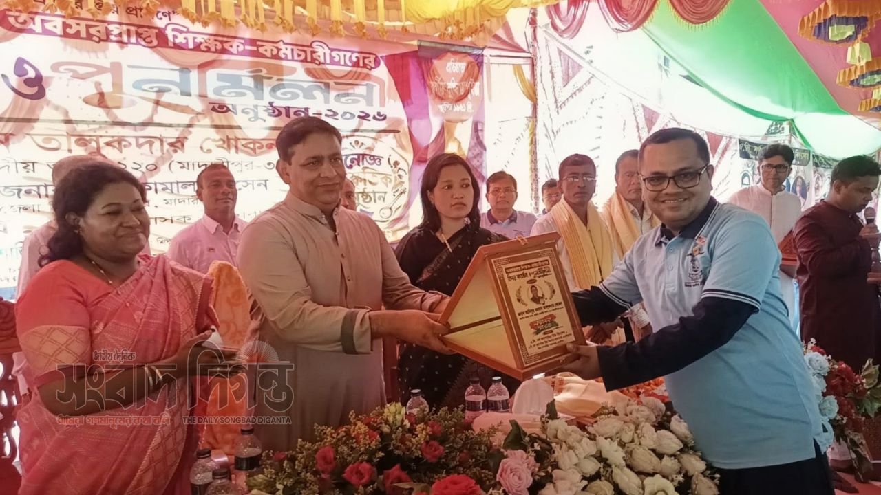 জামায়াত ভিন্ন পথে ক্ষমতায় আসার চেষ্টা করছে- এমপি আনিসুর রহমান খোকন তালুকদার 