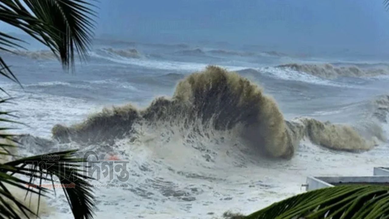 বঙ্গোপসাগরে সুস্পষ্ট লঘুচাপ, ঘনীভূত হয়ে ঘূর্ণিঝড়ের আশঙ্কা