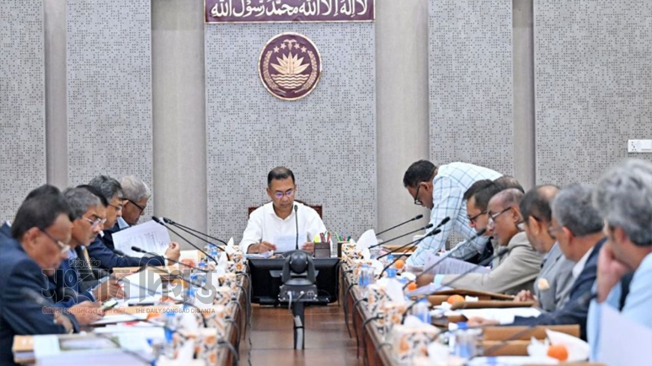 প্রধানমন্ত্রীর জাপান সফরের কারণে একনেক সভা স্থগিত: পিছাল ১৫ প্রকল্পের অনুমোদন