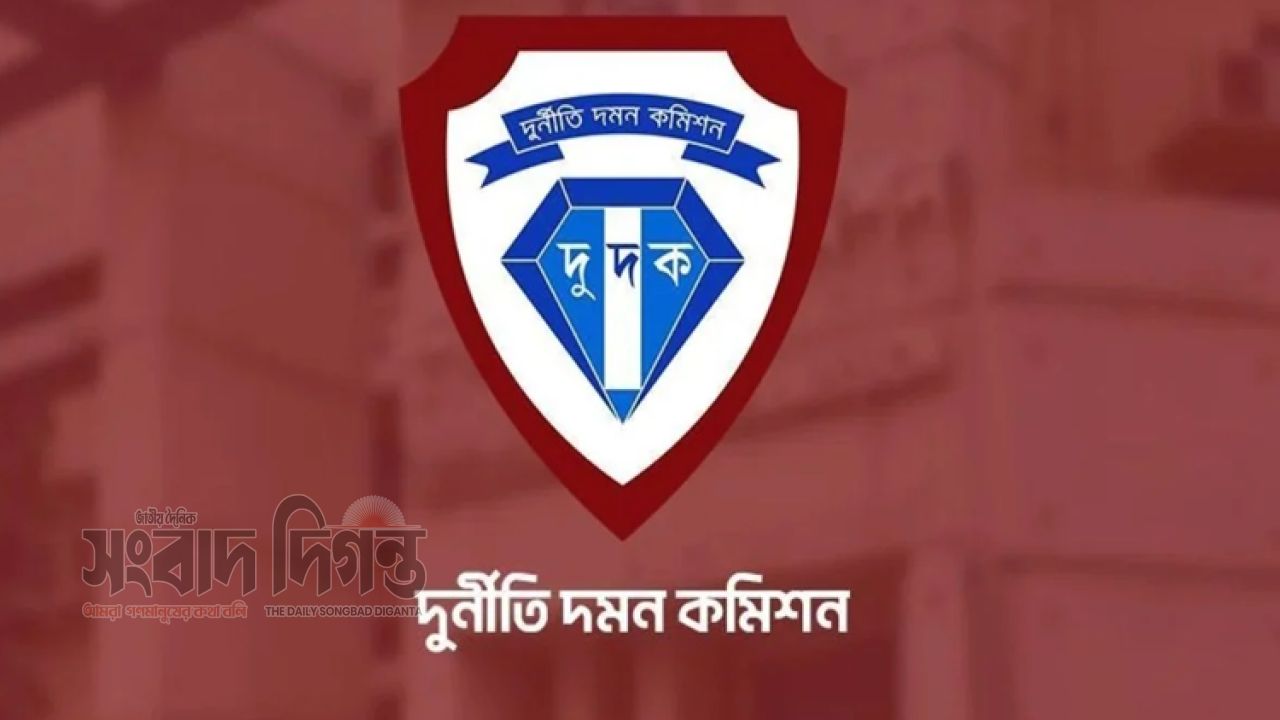 গুদামের নথি ও বাস্তব মজুদে মিলল না হিসাব
