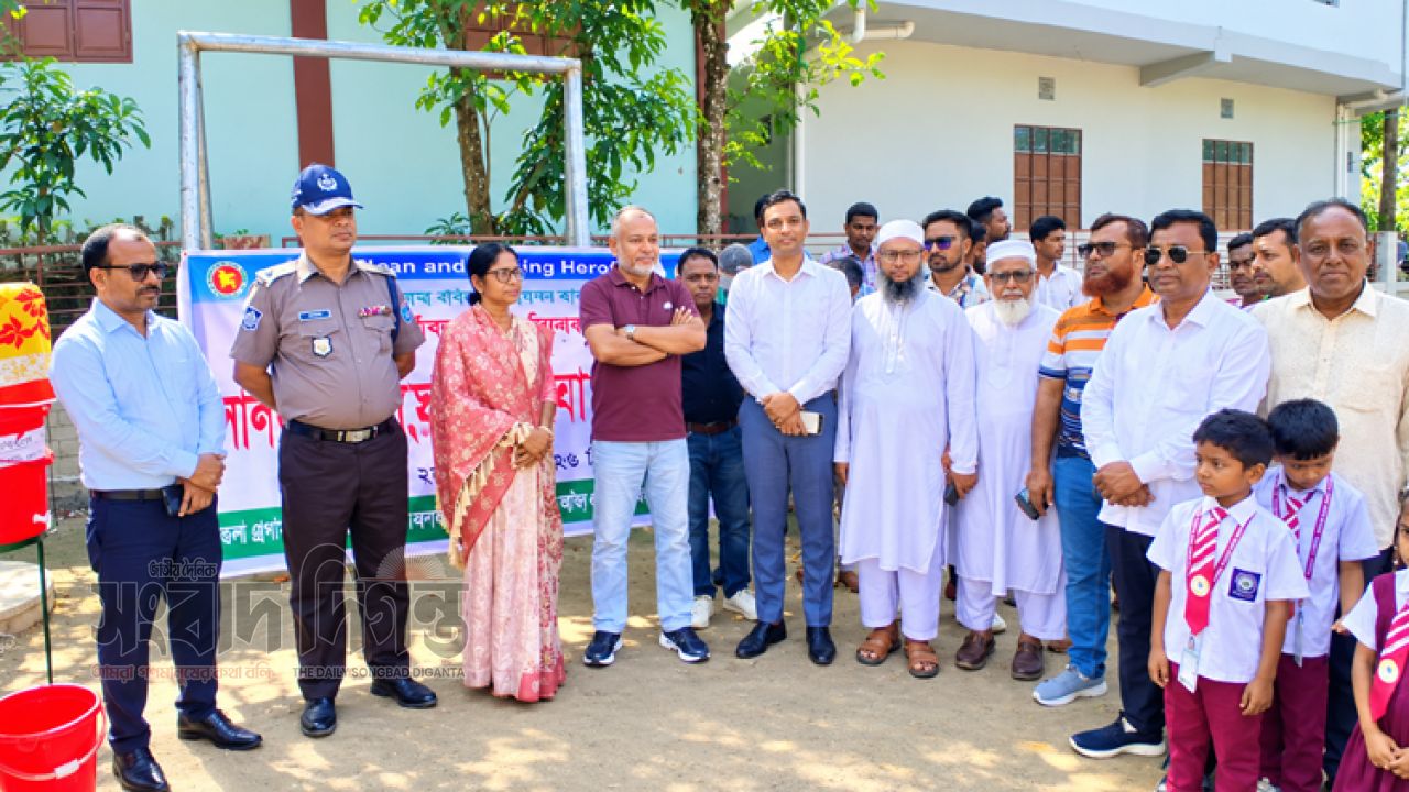 কোটালীপাড়ায় হাত ধোয়ার সঠিক পদ্ধতি শেখাতে সচেতনতামূলক কর্মসূচি